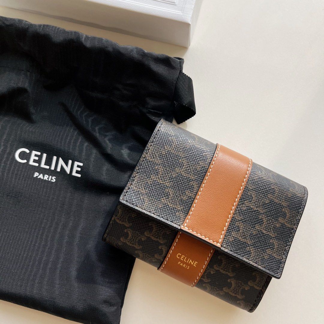 最終値引き　CELINE セリーヌ　Small Trifold Wallet SMALL TRIFOLD WALLET 16 IN SATINATED CALFSKIN - TAN | CELINE