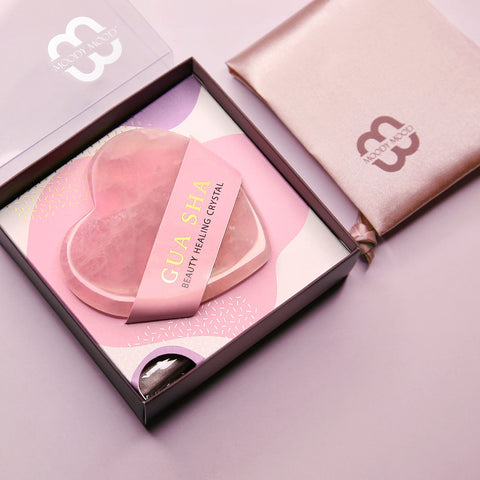 Natural Rose Quartz Guasha Facial Tool・Heart Shape | 天然玫瑰粉晶刮痧板・心型