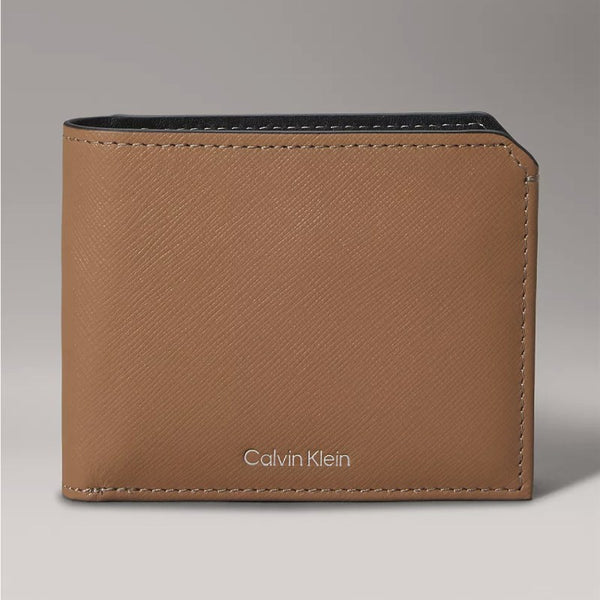 Calvin Klein RFID Leather Slim Bifold Wallet | Calvin Klein RFID防護十字壓紋真皮銀包