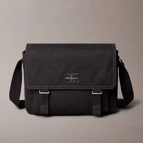 Calvin Klein Workwear Messenger Bag - Black | Calvin Klein 帆布翻蓋斜孭袋/郵差包 - Black