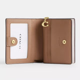 Coach Snap Wallet in Signature Canvas - Gold/Sand/Chalk | Coach 經典印花真皮短銀包 - Gold/Sand/Chalk