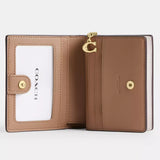 Coach Snap Wallet in Signature Canvas - Gold/Sand/Chalk | Coach 經典真皮短銀包 - Gold/Sand/Chalk