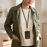 Coach ID Lanyard In Signature Canvas - Walnut/Black | Coach 真皮掛頸證卡套 - Walnut/Black (Copy)